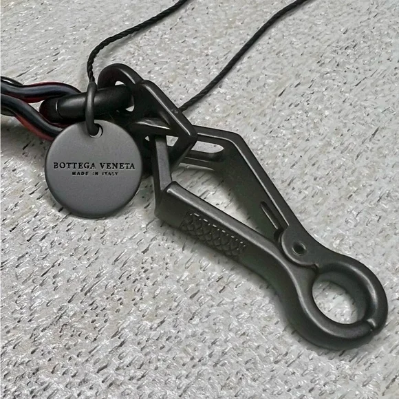 Bottega Veneta Limited Edition 2019 Year of the Pig Bag Charm - Picture 7 of 8